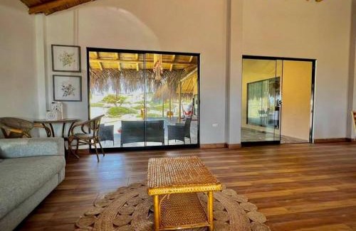 Los Organos House | Hermosa Casa con Piscina y Playa Privada