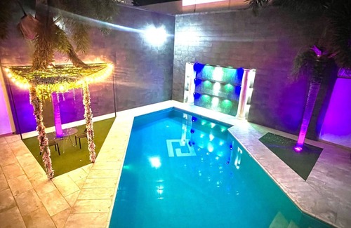 Cali House | Hermosa Casa Frente a la Ribera del río Cali