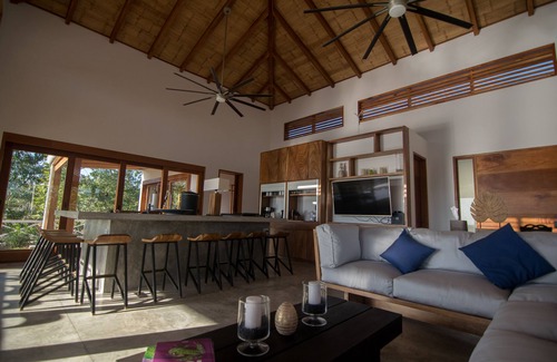 Santiago Villa | Hermosa-Hills Luxury Villas