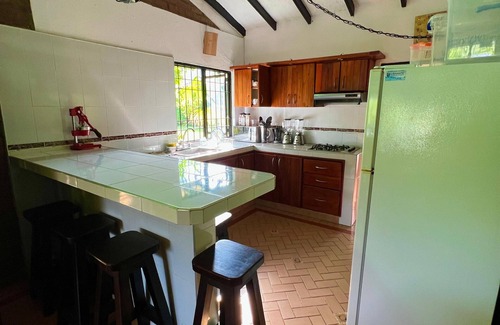 Restrepo Cabin | Hermosa y acogedora finca en Restrepo 5 Habitaciones para 20 personas.