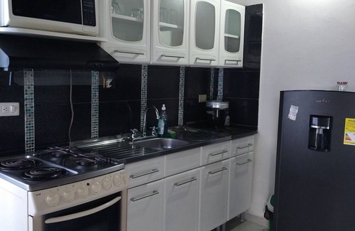 Villa Hermosa Apartment | Hermoso Apartamento en Medellín