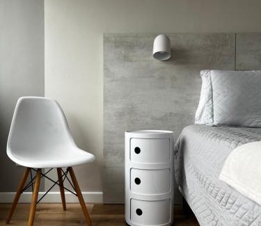 Ciudad Vieja Apartment | Hermoso apartamento en casco histórico con vistas al río