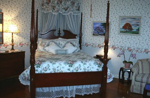 Mount Dora Bed & Breakfast | Heron Cay Lakeview Bed & Breakfast Inn