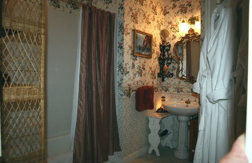 Mount Dora Bed & Breakfast | Heron Cay Lakeview Bed & Breakfast Inn