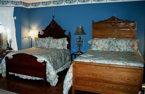 Mount Dora Bed & Breakfast | Heron Cay Lakeview Bed & Breakfast Inn