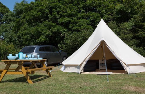 Swanage RV Rental | Herston Caravan & Campsite