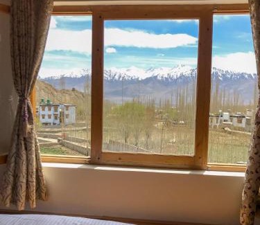 Leh House | Heschuk Guest House