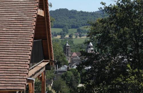 Beaulieu-sur-Dordogne Ski Chalet | Het gevoel van vrijheid tussen bos en dorp