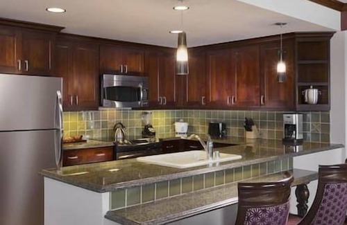 Waikiki Resort | HGVC Hawaiian Village Resort/Spa Grand Waikikian