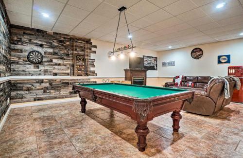 Hiawassee House | Hiawassee Cabin with Mtn Views Less Than 1 Mi to Lake!