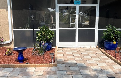 Gulf Cove Apartment | Hibiscus Cottage- the Cutest Studio in the Neighborhood