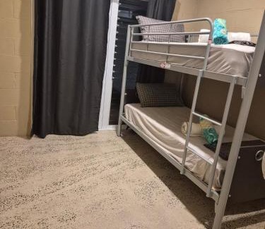 Rarotonga House | Hibiscus Holiday Home - sleeps up to 9, free wifi, pool, air con