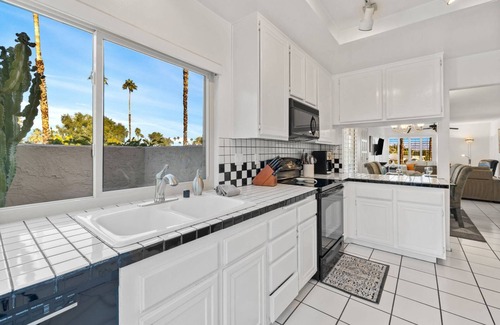 Palm Desert Condo | Hidden Gem in Palm Desert, Steps to Living Desert!