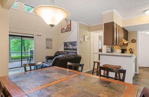 Eatonton House | Hidden Gem - Lakefront Home with Private Boat Ramp