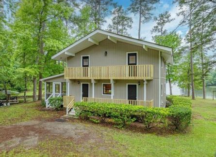 Eatonton House | Hidden Gem - Lakefront Home with Private Boat Ramp