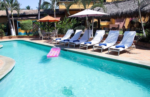 Brisas de Zicatela Apartment | Hidden gem of Puerto Escondido, pool-side apt, 1min walk to beach, patio, yoga