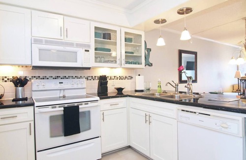 North Carolina Coast Apartment | Hidden Gem on the North End of Carolina Beach