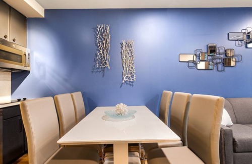 Central Business District Hotel | Hidden Gem Urban 2BR Condo with Balcony