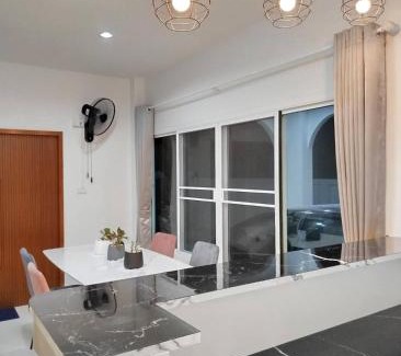 Thawi Watthana Apartment | Hidden Gems Residence