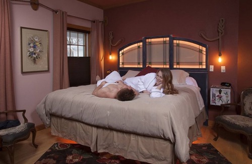 Hingham Bed & Breakfast | Hidden Serenity B&B