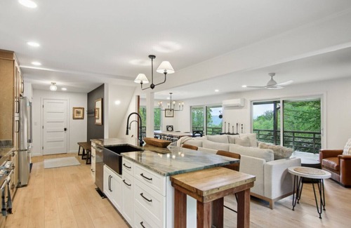 Sylva House | Hideaway at Harvest Moon