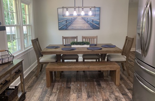 Grand Rivers House | Hideaway Hill - the peacefulness you want within walking distance to downtown.