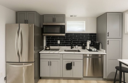 Twining Bed & Breakfast | Hideaway Nest 1BR Suite