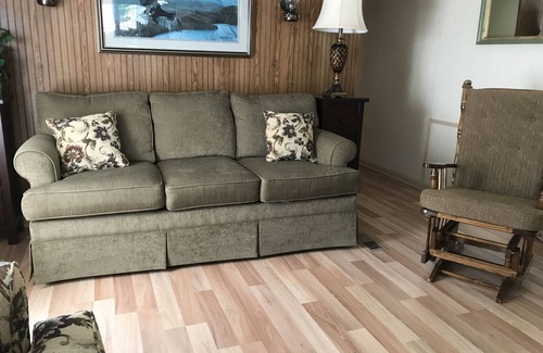 Franklin House | Hideaway Trail - Centrally Located