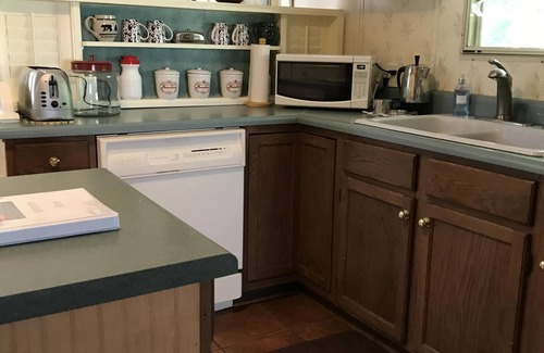 Franklin House | Hideaway Trail - Centrally Located