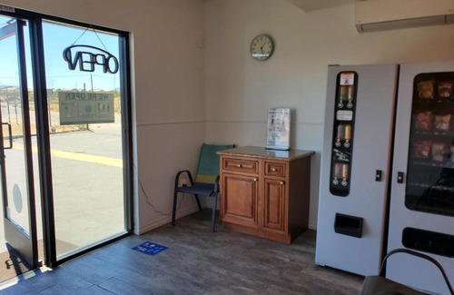 Hesperia Hotel | High Desert Inn