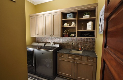 Hayesville House | High-end large quiet home with amazing long-range views, close to Lake Chatuge