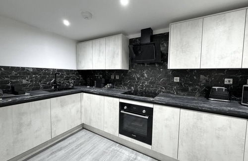 Peterborough Apartment | High Spec 2 Bed Apartment London Road