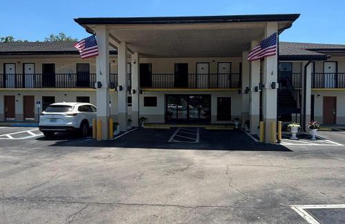 Alachua Hotel | High Springs Inn Soon to be Clarion Pointe