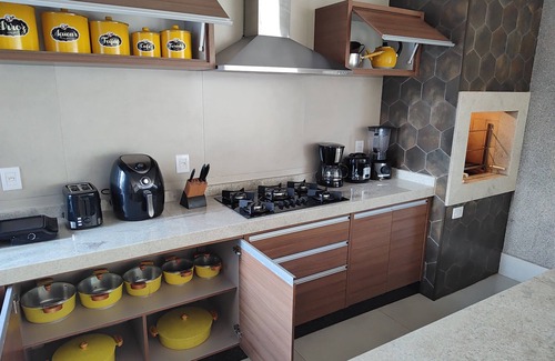 Caldas Novas House | High standard house in an upscale neighborhood of Caldas Novas with heated pool and games room