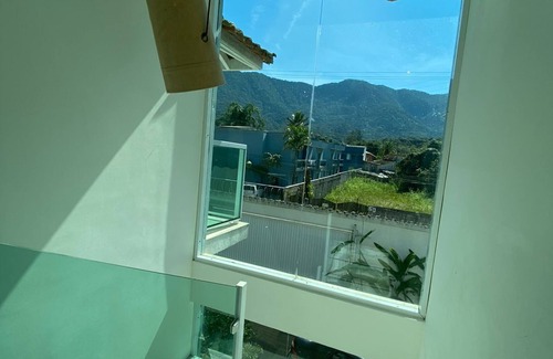 Maresias House | High standard house in Maresias, - 34 people Weekday specials