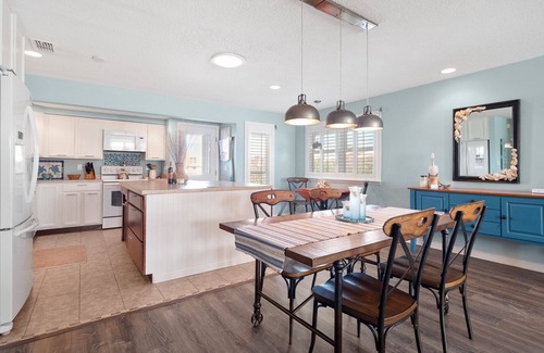 St. Augustine Beach House | HIGH TIDE - 2 Beds/1.5 Baths - Pet Friendly