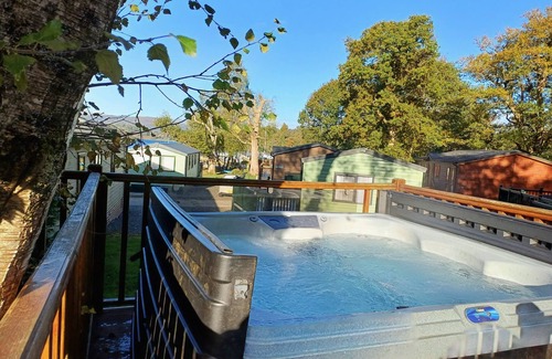 Troutbeck Bridge Cabin | High View Lodge - a holiday lodge that sleeps 4 guests in 2 bedrooms