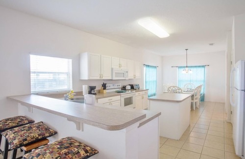 Highgate Park Villa | Highgate at Legacy Park - 4 Bed 3 Baths Villa