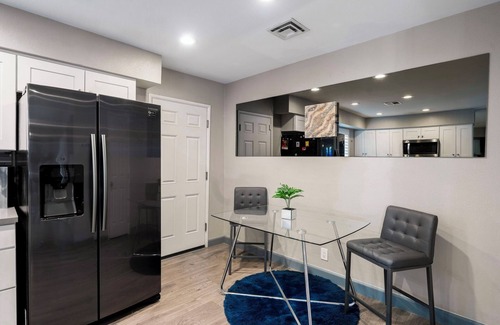 Las Vegas House | Highly Upgraded 4bd2bath Home With Private Pool