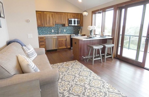 Hulls Cove Apartment | Highview Apartment-Amazing views from this newly built carriage house near ANP