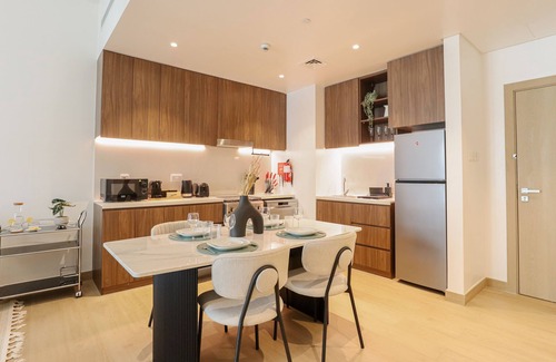 Dubai Apartment | HiGuests - La Cote B2