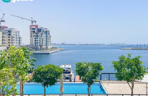 Dubai Apartment | HiGuests - Seaside Serenity 1 BR at Port De La Mer
