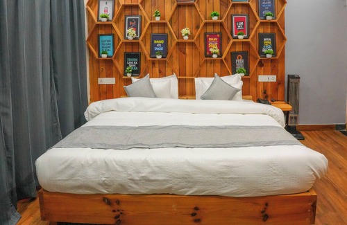 Sidhpur Hotel | Hill Sides Inn