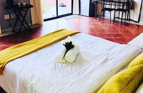 Sea Park Bed & Breakfast | Hill Top Farm Lodge