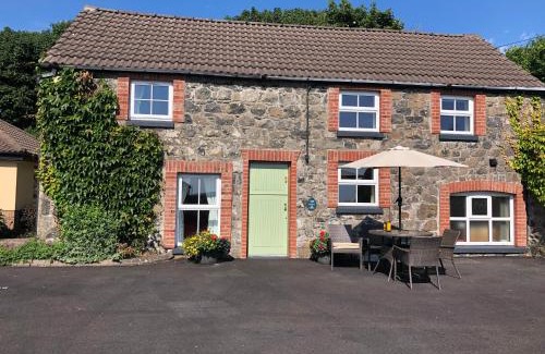 Carrickfergus House | Hillcrest Cottage