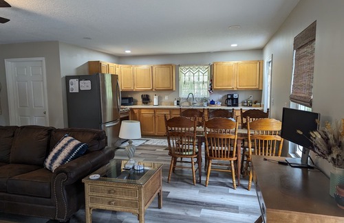 White Springs House | Hillside Abode in the Heart of Historic White Springs and the Suwannee River