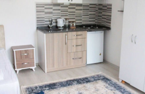 Kemer Mahallesi Apartment | Hillside Apart House