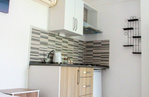 Kemer Mahallesi Apartment | Hillside Apart House