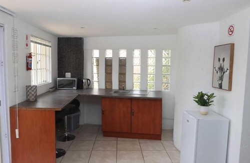 Greater Johannesburg Metropolitan Area Apartment | Hillside View Linksfield