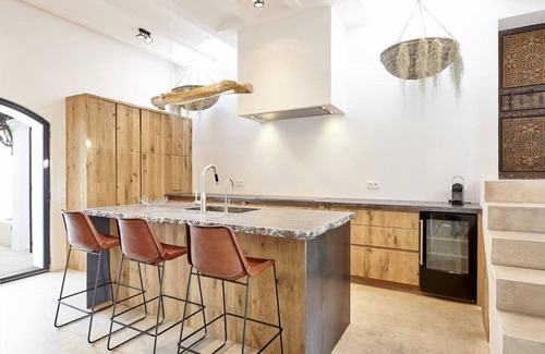 Sant Joan de Labritja Villa | Hillside villa with sea-views